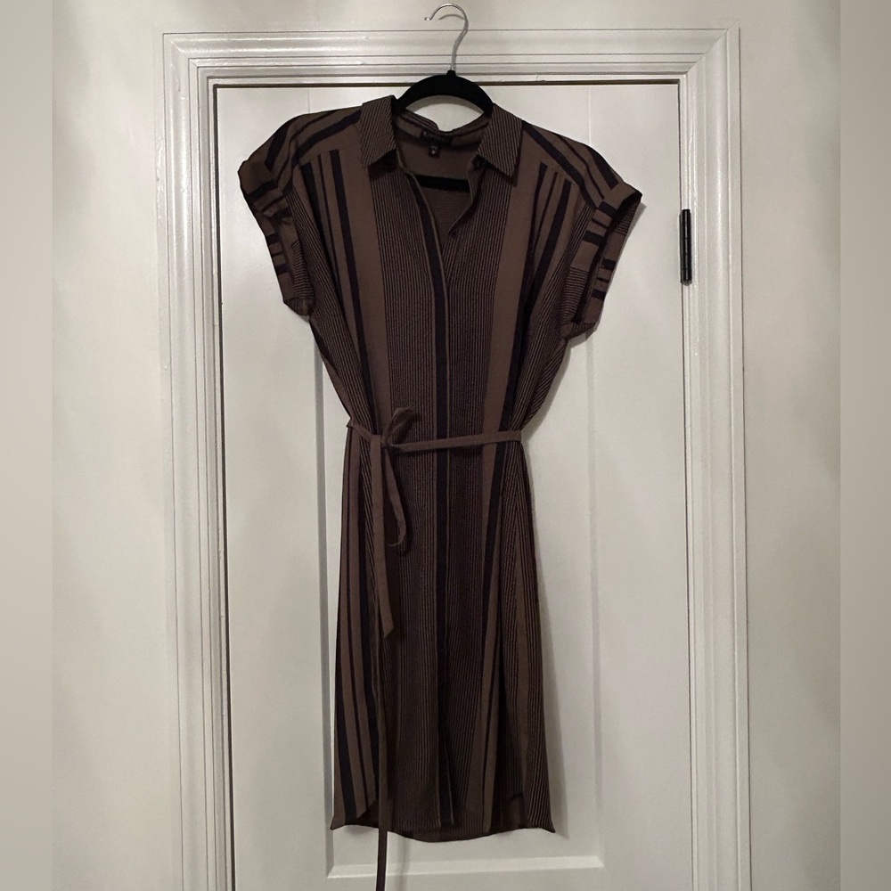 Express dark green and black mid length dress. Size Medium.